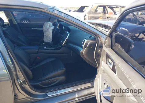 2017 Nissan Maxima 3.5 Sl from USA, damaged, VIN 1N4AA6AP1HC374925